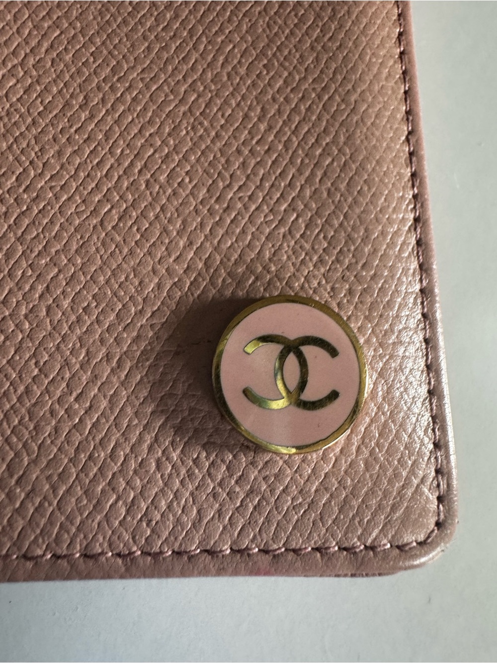 ✨ Authentic CHANEL Pink Caviar Card Holder ✨ - Picture 7 of 9